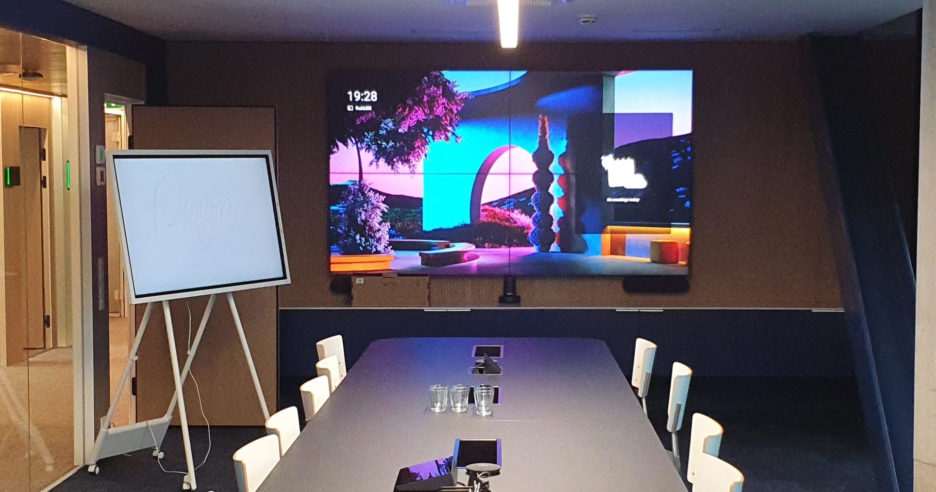 Pilt koosolekuruumist, mis kasutab Digon lahendusi
